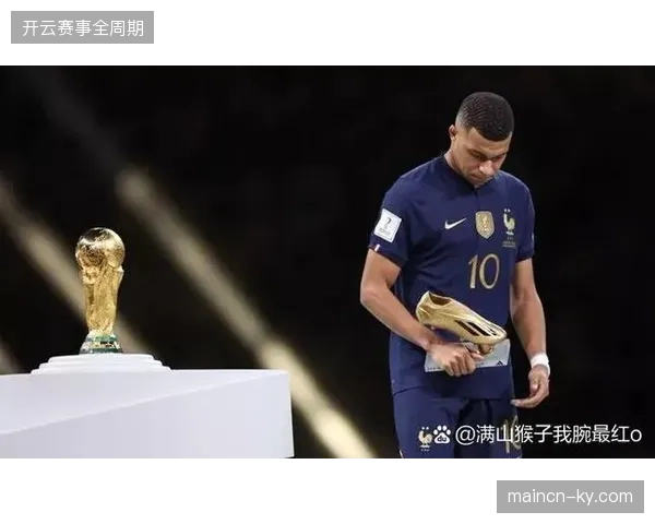 姆巴佩虽在俱乐部数据华丽，但其场外风波或将影响法国队更衣室氛围